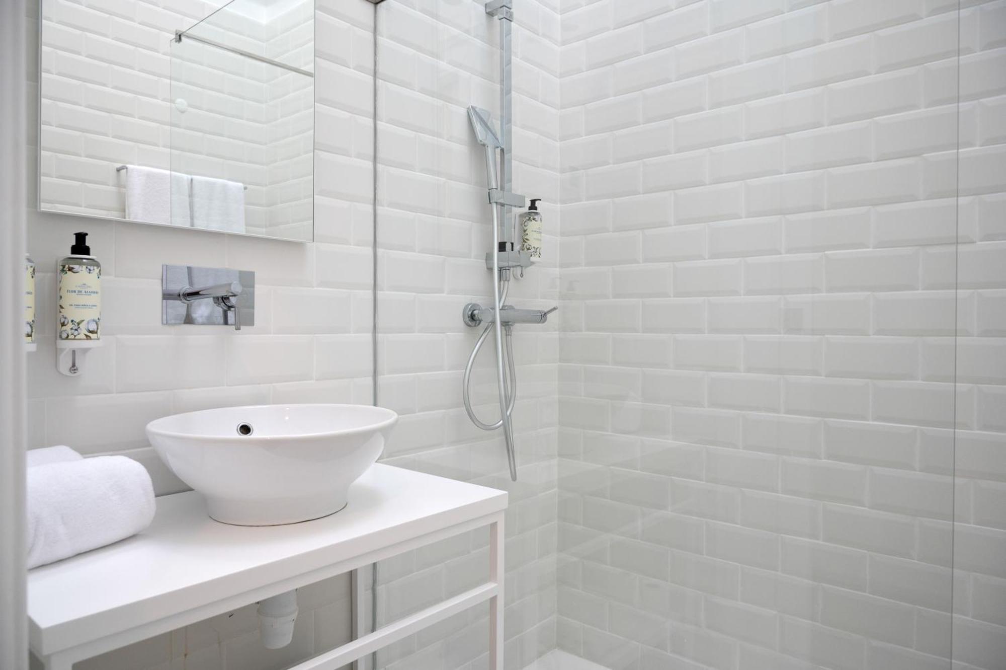 Standard Doppelzimmer mit Straßenblick