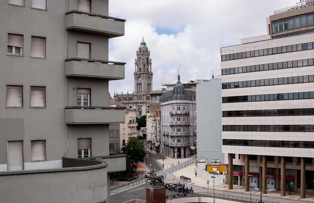 The Gate Porto-1