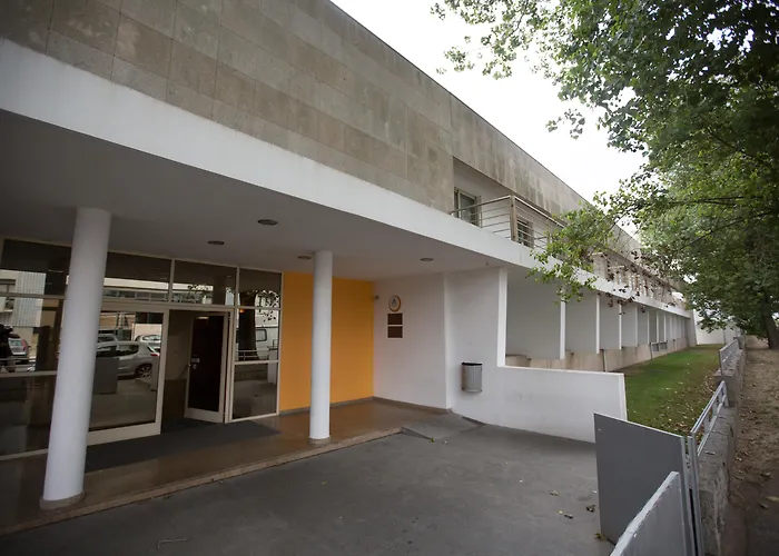 Hotel perto da faculdade: Hi Porto - Pousada De Juventude