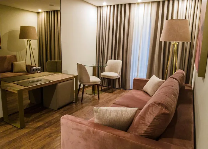 Hotel nahe College: Turim Oporto Hotel