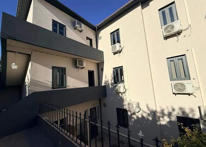 Residencia Lis B&B